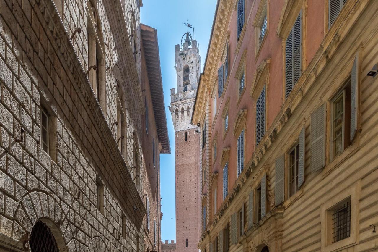 Colours Studio 10 M Away Piazza Del Campo Siena Exterior foto
